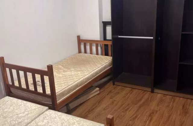 单间出租 • 新加坡河 •  Regentville • S$500 • 住宅公寓 • 普通房