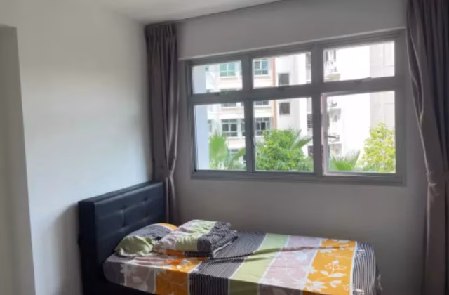 单间出租 • 梧槽 • 502 Yishun Street 51 • S$1000 • 3房(2臥室) • 普通房