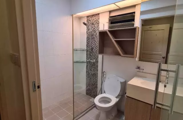 单间出租 • 西部集水区 • 522B Tampines Central 7 • S$1400 • 5房(4臥室) • 主人房