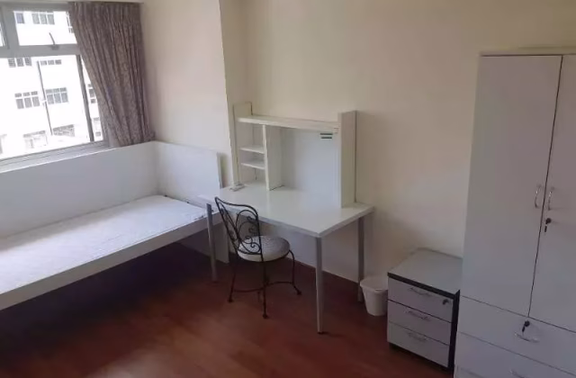 单间出租 • 西部集水区 • 522B Tampines Central 7 • S$950 • 5房(4臥室) • 普通房