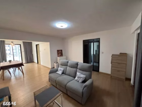 房屋出售 • 林厝港 • 694 Jurong West Central 1 • S$599000 • 3房(2臥室) • 1097ft² / 101m² 照片