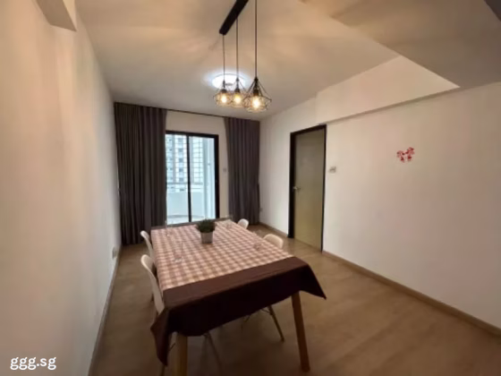 房屋出售 • 林厝港 • 694 Jurong West Central 1 • S$599000 • 3房(2臥室) • 1097ft² / 101m² 照片