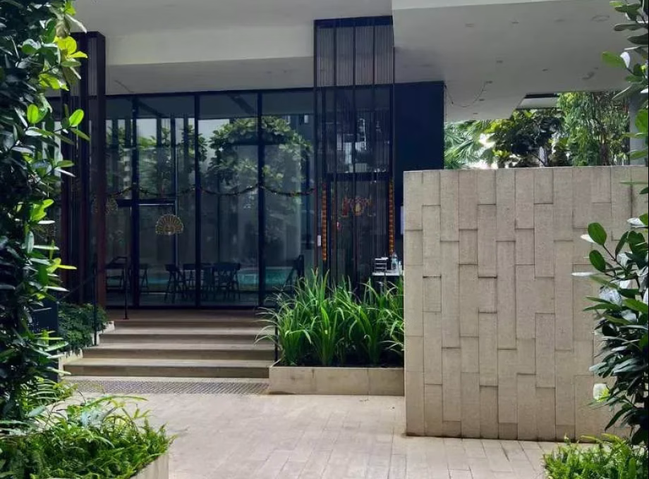 整套出租 • 武吉巴督 •  Le Quest • S$2900 • 执行公寓 • 495ft² / 45m² 照片