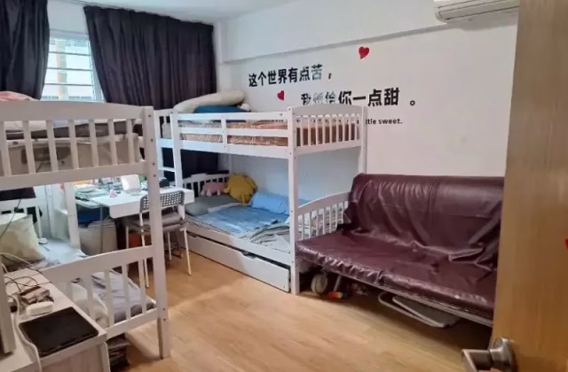 单间出租 • 马林百列 • 174 Lorong 1 Toa Payoh • S$1500 • 3房(2臥室) • 普通房