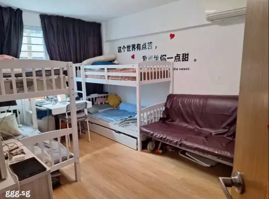 单间出租 • 马林百列 • 174 Lorong 1 Toa Payoh • S$1500 • 3房(2臥室) • 普通房 照片