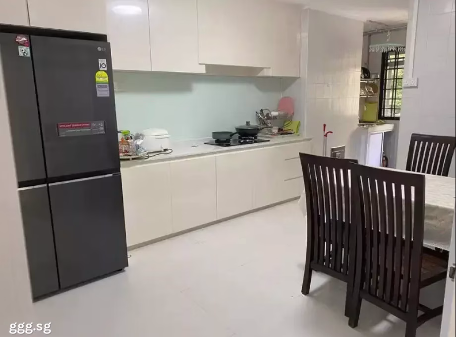 单间出租 • 中央集水区 • 521 Serangoon North Avenue 4 • S$1000 • 4房(3臥室) • 普通房 照片