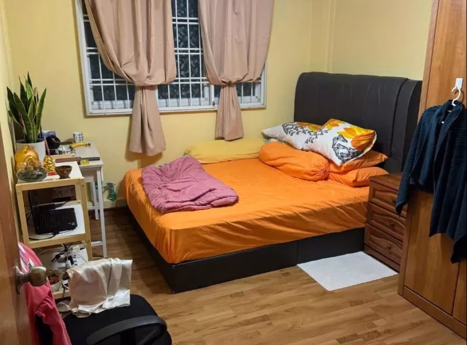 单间出租 • 梧槽 • 329 Yishun Ring Road • S$1050 • 4房(3臥室) • 普通房 照片