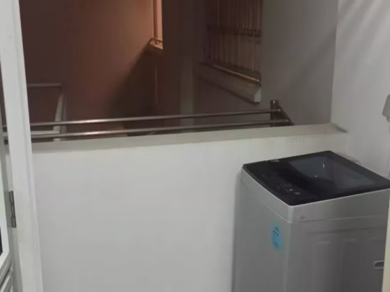 单间出租 • 碧山 • 288B Compassvale Crescent • S$500 • 4房(3臥室) • 床位出租 照片