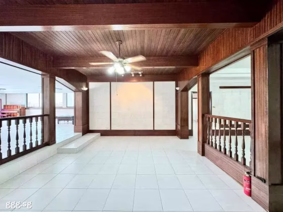 房屋出售 • 武吉知马 •  Windy Heights • S$5600000 • 共管公寓 • 4983ft² / 462m² 照片