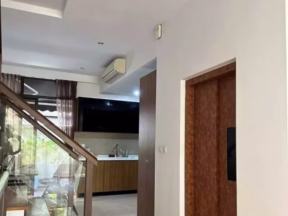 整套出租 • 诺维娜 •  Eleven @ Holland • S$11500 • 双拼别墅 • 3735ft² / 346m² 照片
