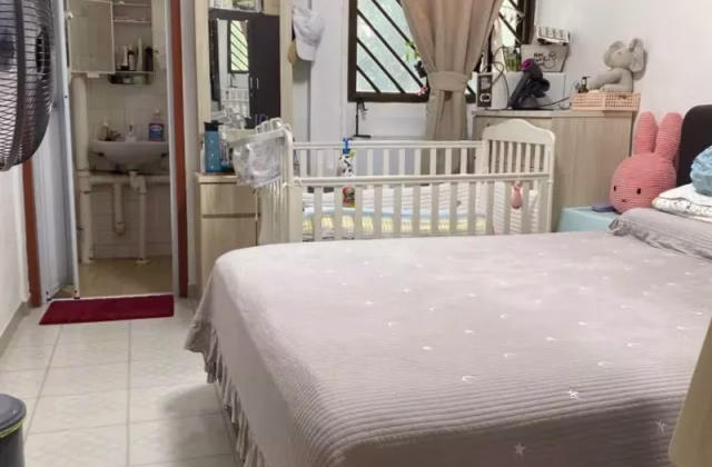 单间出租 • 乌节 • 564 Ang Mo Kio Avenue 3 • S$1500 • 3房(2臥室) • 主人房
