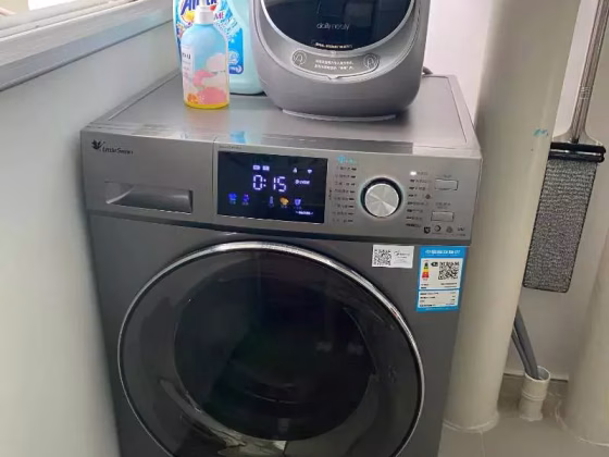 单间出租 • 纽顿 • 78 Lorong Limau • S$1400 • 3房(2臥室) • 普通房 照片