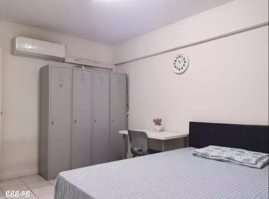单间出租 • 林厝港 • JURONG WEST AVENUE 5 (649492) • S$950 • 3房(2臥室) • 普通房 照片