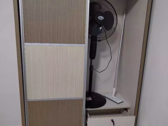 单间出租 • 西部集水区 • 347 Tampines Street 33 • S$500 • 3房(2臥室) • 床位出租 照片