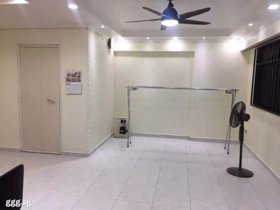 单间出租 • 林厝港 • 673B Jurong West Street 65 • S$400 • 4房(3臥室) • 佣人房 照片