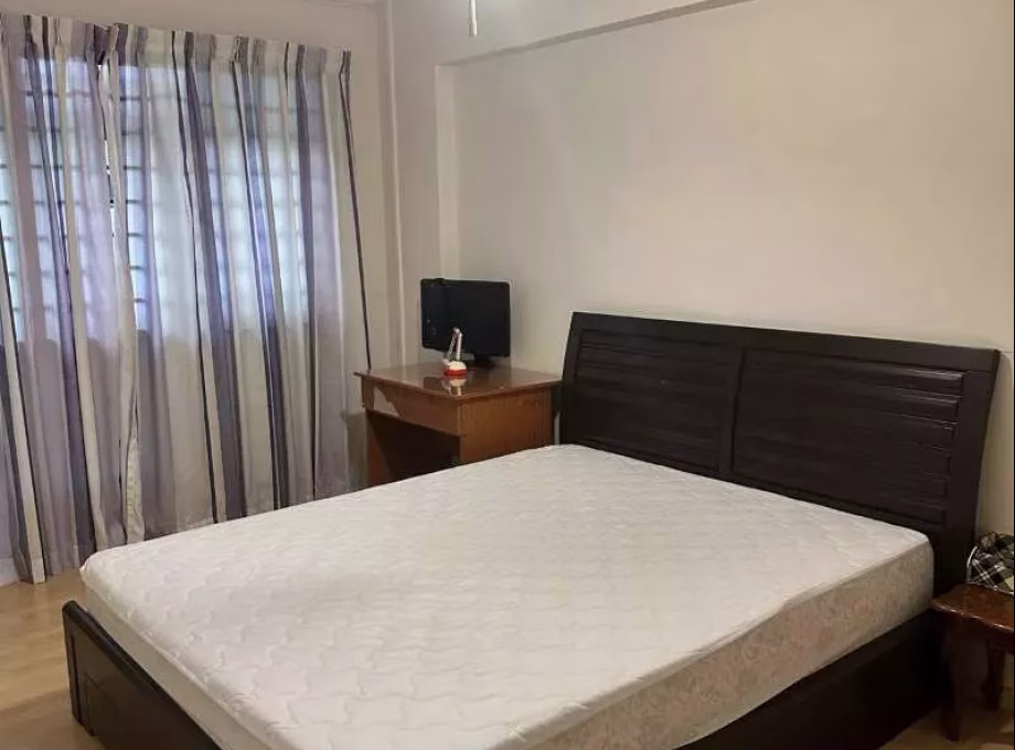 单间出租 • 新加坡河 • 954 Hougang Avenue 9 • S$950 • 4房(3臥室) • 普通房 照片