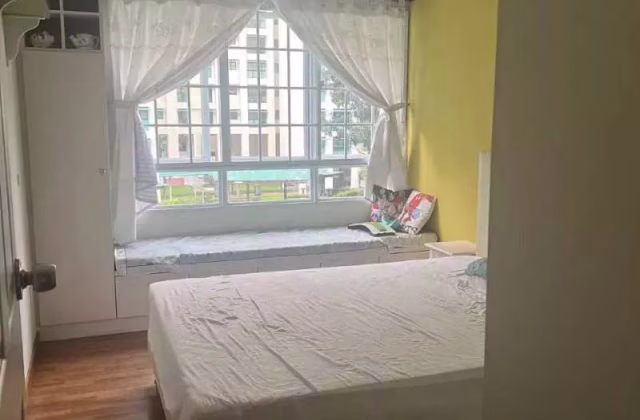 单间出租 • 林厝港 • 685B Jurong West Street 64 • S$900 • 2房(1臥室) • 普通房