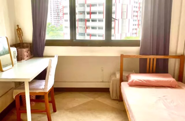 单间出租 • 巴耶利峇 • 270 Toh Guan Road • S$900 • 执行组屋 • 普通房