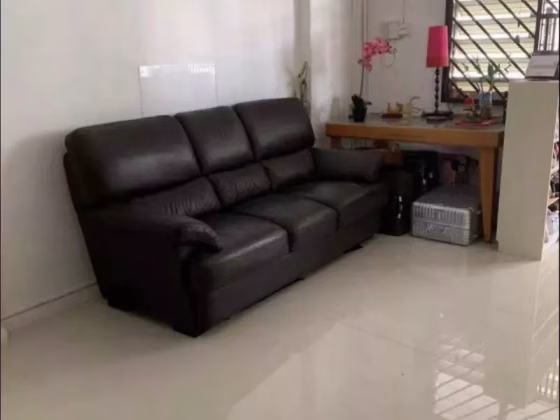 单间出租 • 金文泰 • 105 Henderson Crescent • S$450 • 3房(2臥室) • 床位出租 照片