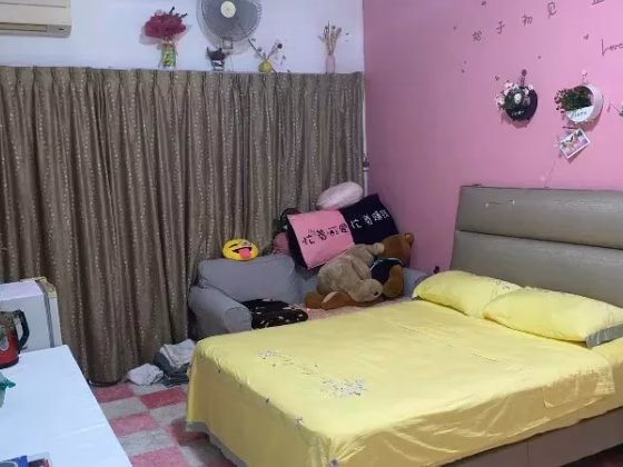 单间出租 • 新加坡河 •  Charlton Park • S$1500 • 联排排屋 • 主人房 照片