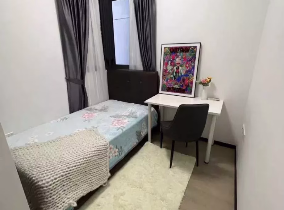 单间出租 • 武吉班让 •  Parc Riviera • S$1700 • 共管公寓 • 普通房 照片