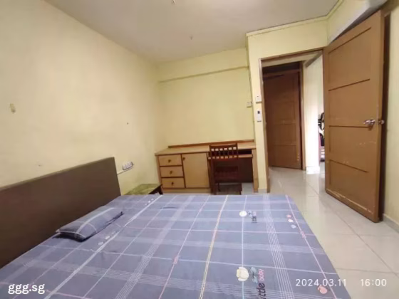单间出租 • 金文泰 • 18 Telok Blangah Crescent • S$900 • 3房(2臥室) • 普通房 照片