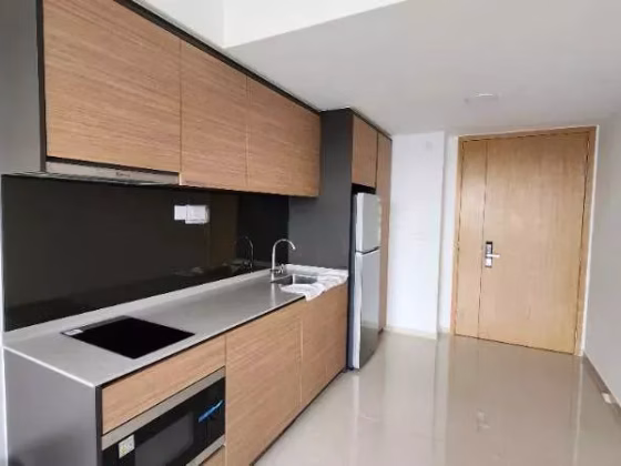 整套出租 • 武吉巴督 •  Midwood • S$3200 • 共管公寓 • 490ft² / 45m² 照片