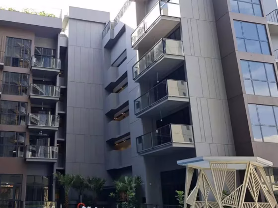整套出租 • 欧南 •  The Antares • S$3800 • 共管公寓 • 602ft² / 55m² 照片