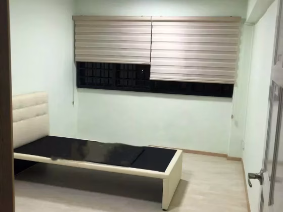 单间出租 • 武吉巴督 • 243 Bukit Batok East Avenue 5 • S$800 • 5房(4臥室) • 普通房 照片
