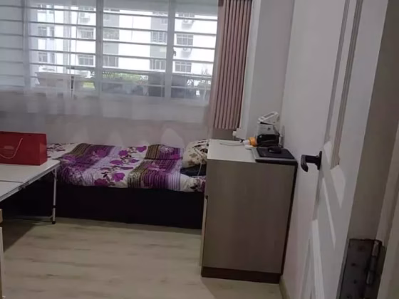单间出租 • 三巴旺 • 738 Woodlands Circle • S$1000 • 4房(3臥室) • 普通房 照片