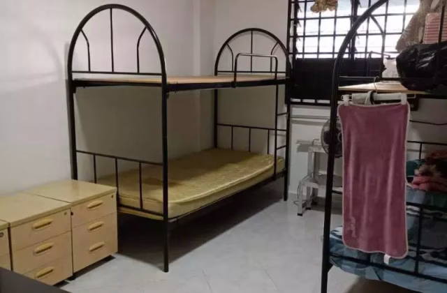 单间出租 • 武吉知马 • 416 Bedok North Avenue 2 • S$400 • 3房(2臥室) • 床位出租