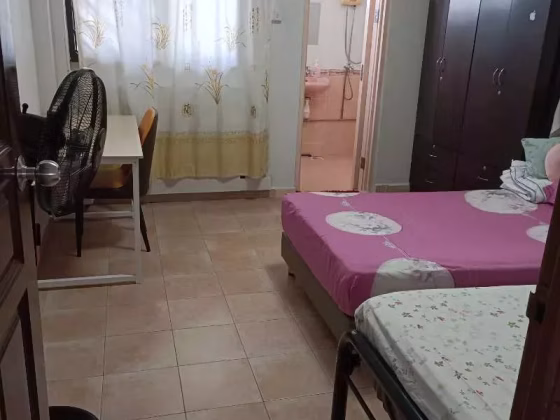 单间出租 • 梧槽 • 726 Yishun Street 71 • S$1300 • 4房(3臥室) • 主人房 照片