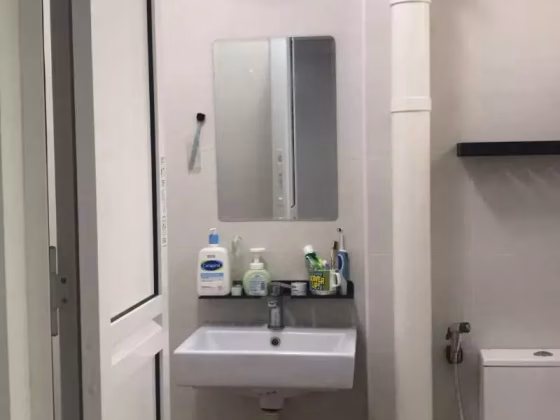 单间出租 • 梧槽 • 367 Yishun Ring Road • S$1200 • 4房(3臥室) • 主人房 照片