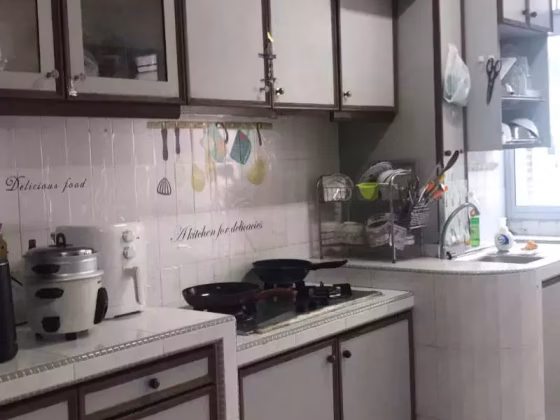 单间出租 • 梧槽 • 367 Yishun Ring Road • S$1200 • 4房(3臥室) • 主人房 照片