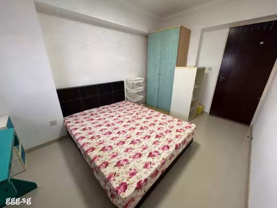 单间出租 • 金文泰 • 27A Jalan Membina • S$1500 • 4房(3臥室) • 普通房 照片