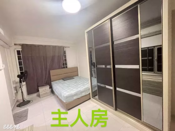 单间出租 • 三巴旺 • 895B Woodlands Drive 50 • S$1100 • 3房(2臥室) • 主人房 照片