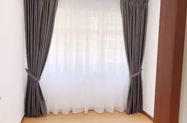 单间出租 • 林厝港 •  Boon Lay Drive • S$1800 • 3房(2臥室) • 普通房