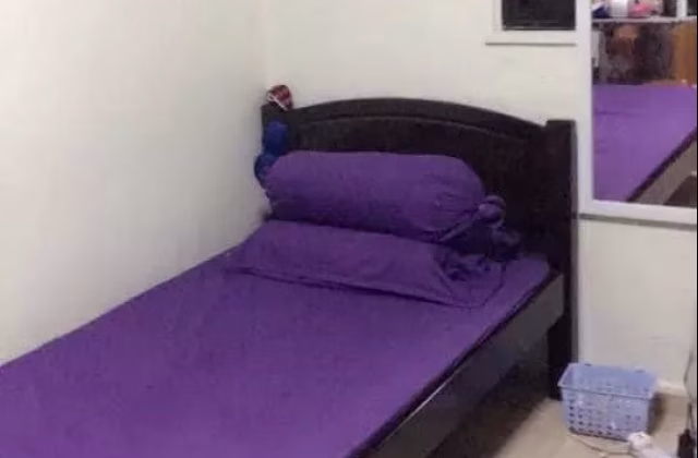 单间出租 • 林厝港 • 214 Boon Lay Place • S$1200 • 3房(2臥室) • 普通房