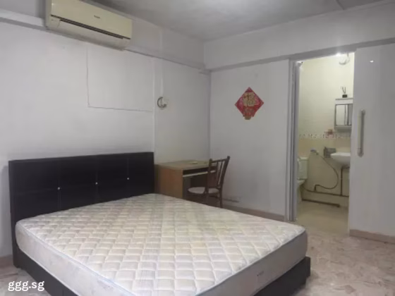 单间出租 • 市中心 • 128 Bishan Street 12 • S$1300 • 4房(3臥室) • 主人房 照片