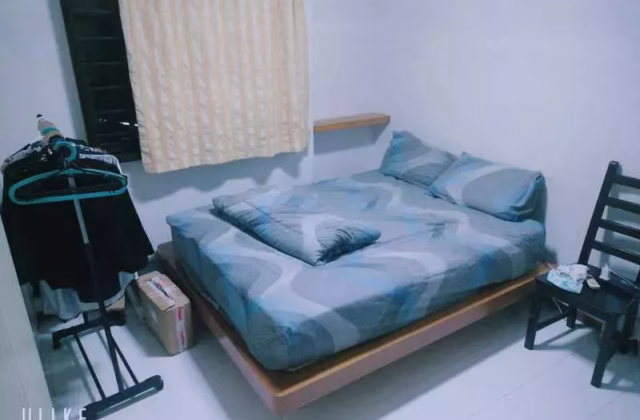 单间出租 • 林厝港 • 655B Jurong West Street 61 • S$1600 • 4房(3臥室) • 主人房