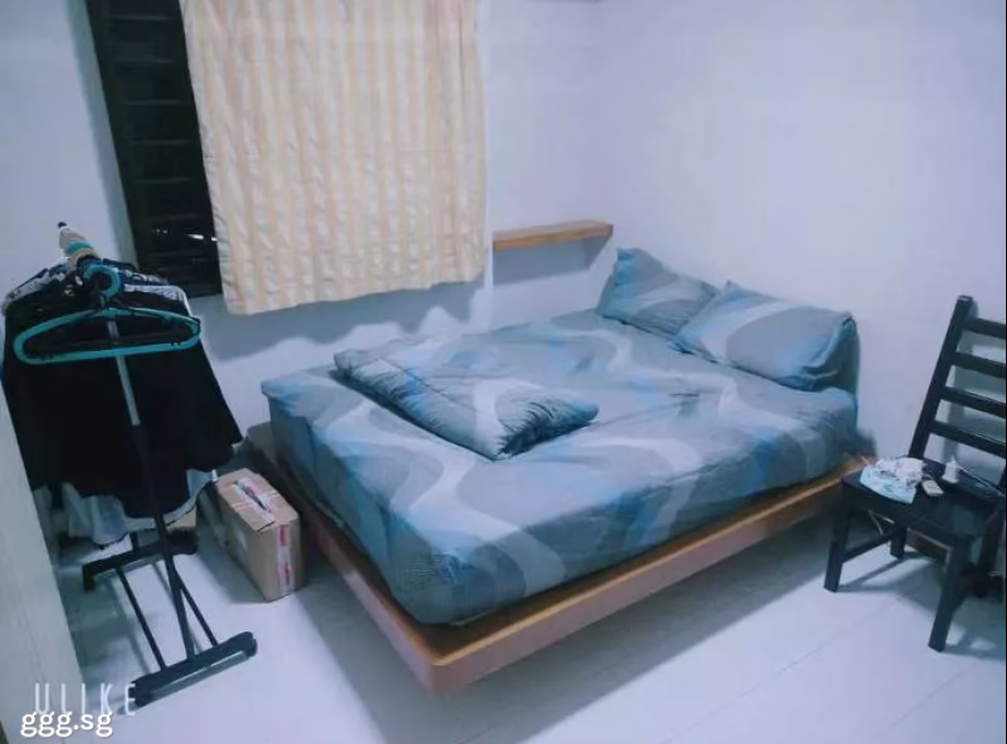 单间出租 • 林厝港 • 655B Jurong West Street 61 • S$1600 • 4房(3臥室) • 主人房 照片