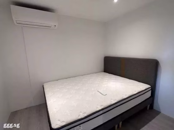 整套出租 • 南部群岛 •  Equity Heights • S$3750 • 共管公寓 • 580ft² / 53m² 照片