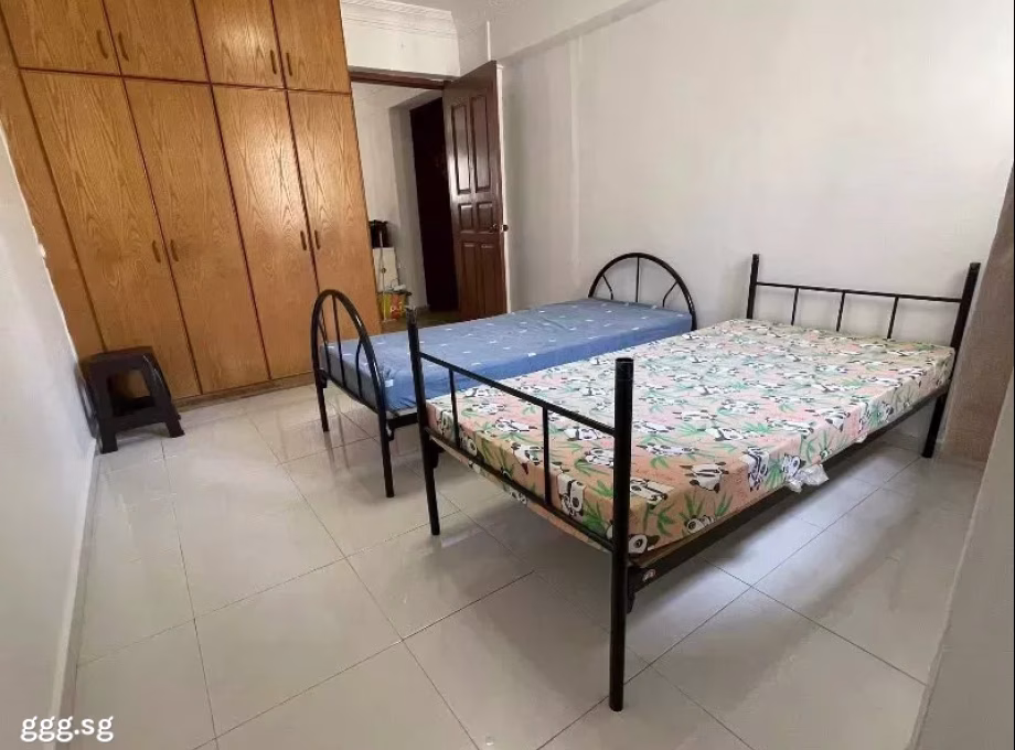 单间出租 • 武吉知马 • 403 Bedok North Avenue 3 • S$1400 • 3房(2臥室) • 主人房 照片