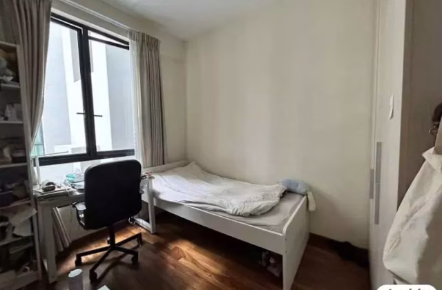 单间出租 • 蔡厝港 •  The Estrella • S$1300 • 住宅公寓 • 普通房