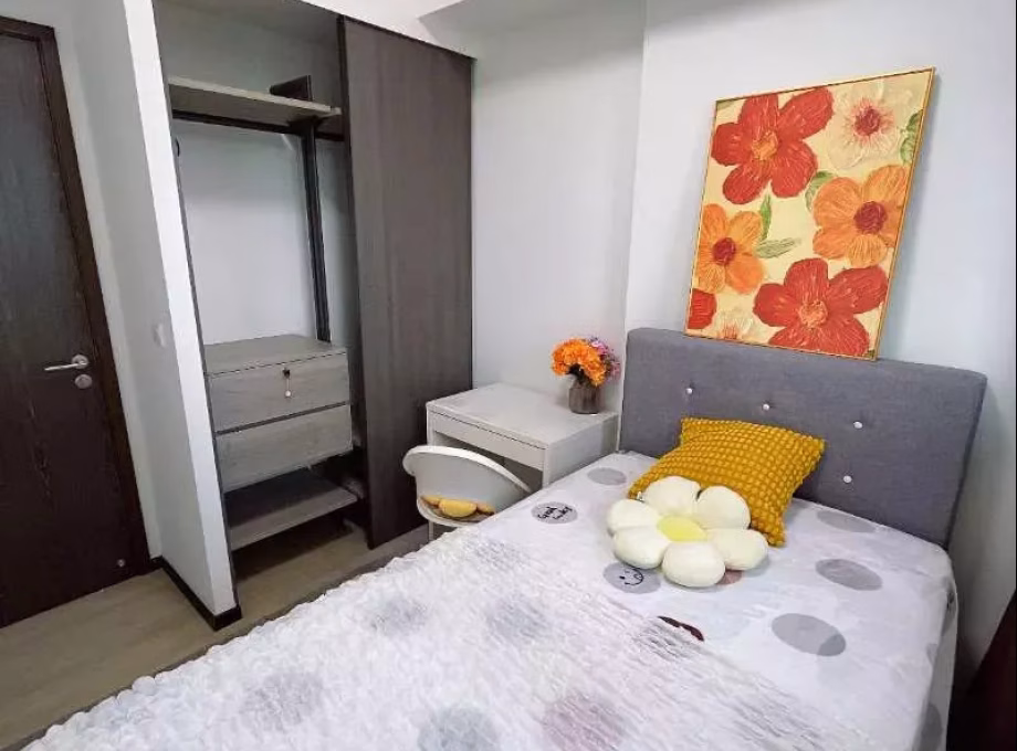 单间出租 • 武吉班让 •  Parc Riviera • S$1800 • 住宅公寓 • 普通房 照片