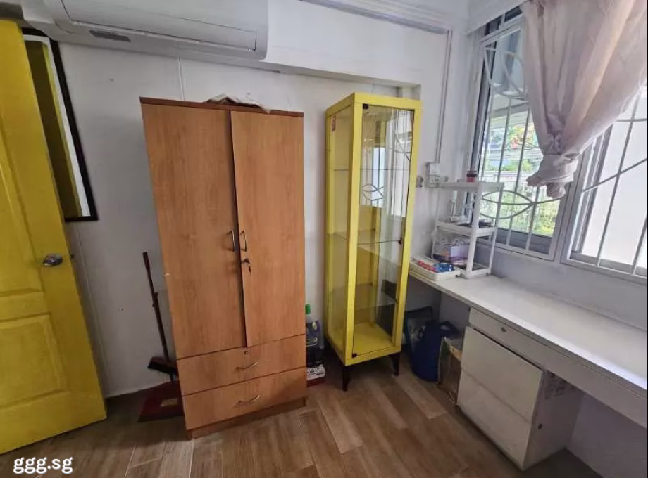 单间出租 • 红山 • 428 Bukit Panjang Ring Road • S$750 • 4房(3臥室) • 普通房 照片