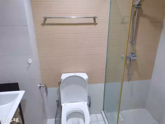 单间出租 • 欧南 •  Sunflower Regency • S$1350 • 住宅公寓 • 主人房 照片