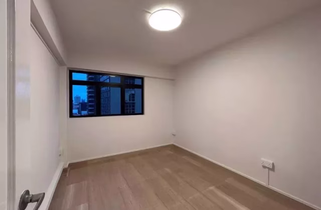 单间出租 • 淡滨尼 • 232 Bain Street • S$1600 • 4房(3臥室) • 普通房