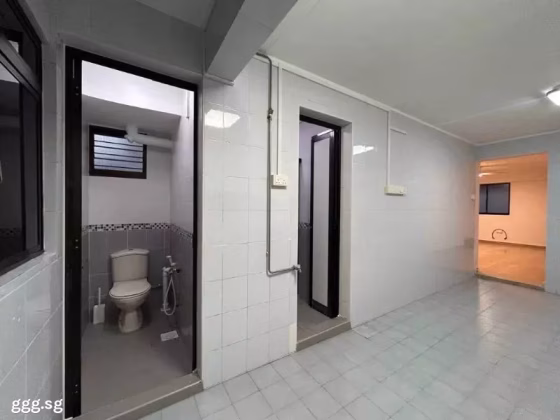 单间出租 • 淡滨尼 • 232 Bain Street • S$1600 • 4房(3臥室) • 普通房 照片
