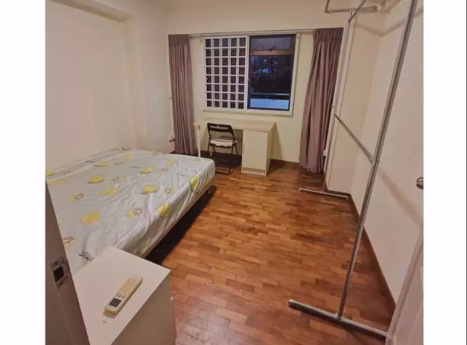 单间出租 • 武吉巴督 • 625 Bukit Batok Central • S$600 • 3房(2臥室) • 普通房 照片